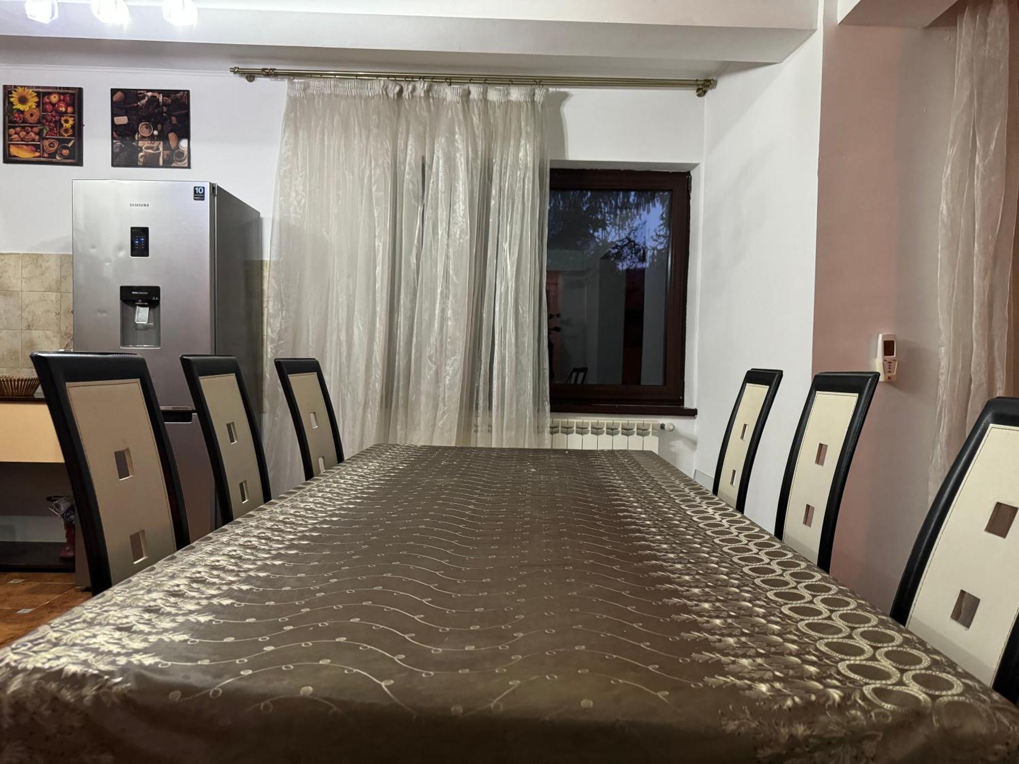 Vila Babylon Predeal Luaran gambar